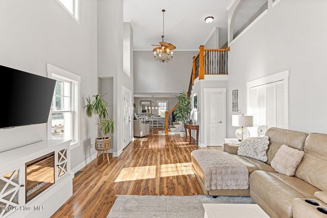 211 Simmons Drive, Wilmington, NC 28411