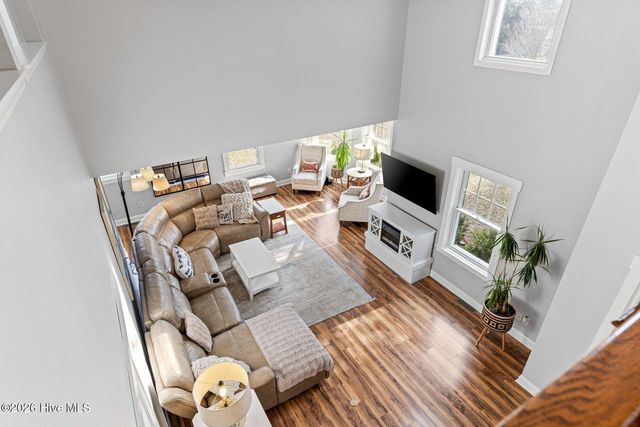 211 Simmons Drive, Wilmington, NC 28411