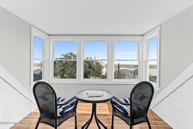 211 Simmons Drive, Wilmington, NC 28411