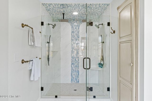 211 Simmons Drive, Wilmington, NC 28411