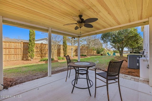 211 Simmons Drive, Wilmington, NC 28411