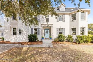 211 Simmons Drive, Wilmington, NC 28411