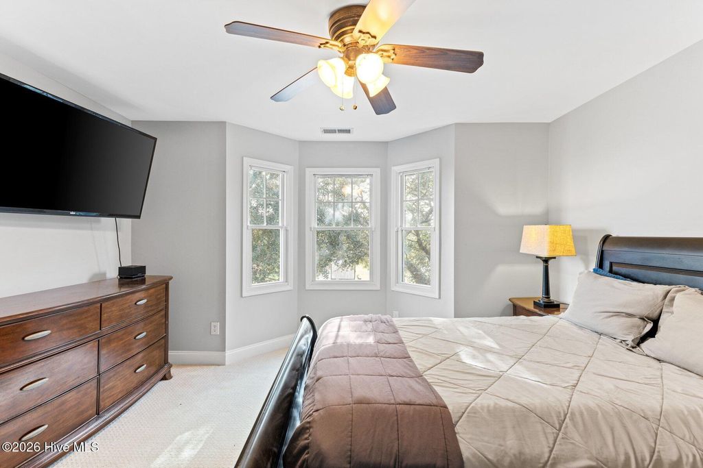 Image 30 of property listing at 211 Simmons Drive, Wilmington, NC 28411