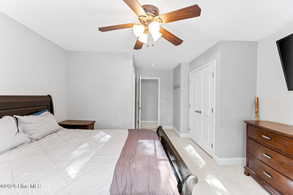 Image 31 of property listing at 211 Simmons Drive, Wilmington, NC 28411