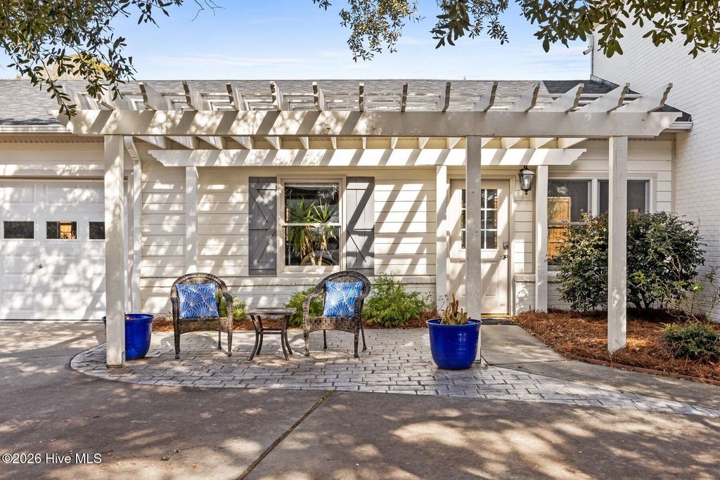 Image 50 of property listing at 211 Simmons Drive, Wilmington, NC 28411