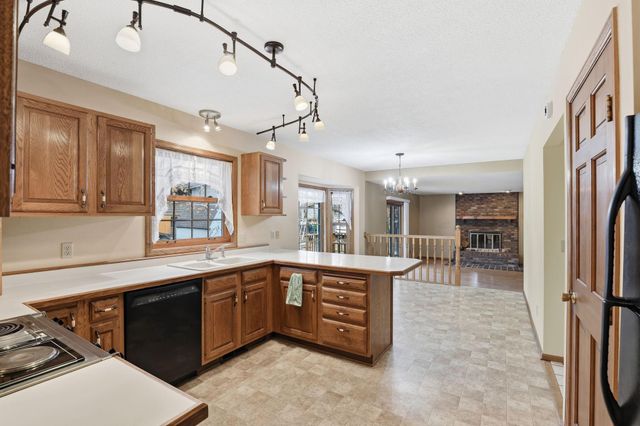 1826 3rd Street SW, New Brighton, MN 55112