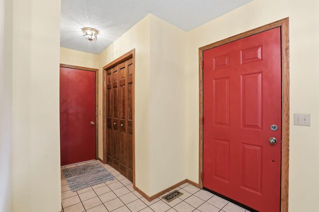 1826 3rd Street SW, New Brighton, MN 55112