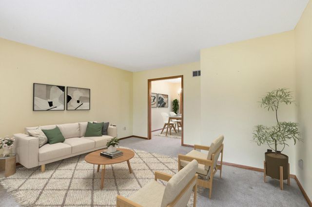 1826 3rd Street SW, New Brighton, MN 55112