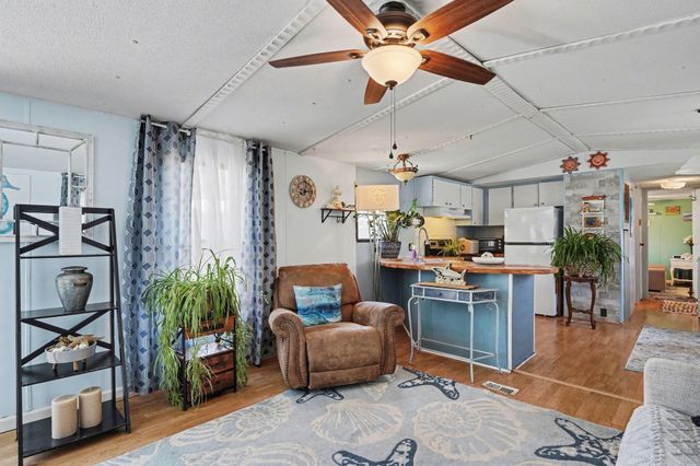 1661 Ursa Major Dr., Myrtle Beach, SC 29575