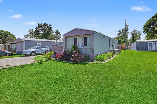 1661 Ursa Major Dr., Myrtle Beach, SC 29575