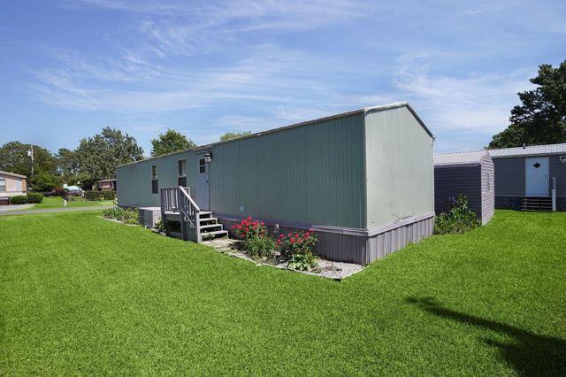 1661 Ursa Major Dr., Myrtle Beach, SC 29575