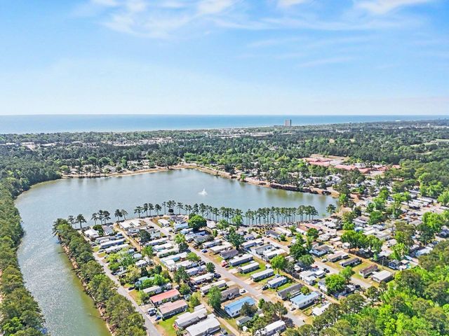 1661 Ursa Major Dr., Myrtle Beach, SC 29575