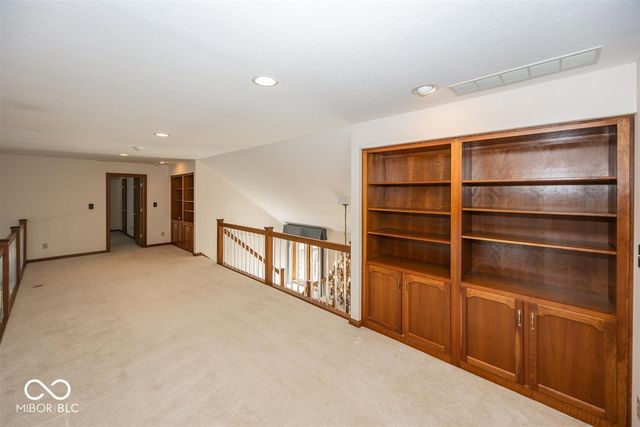 7270 Oak Cove Lane, Noblesville, IN 46062