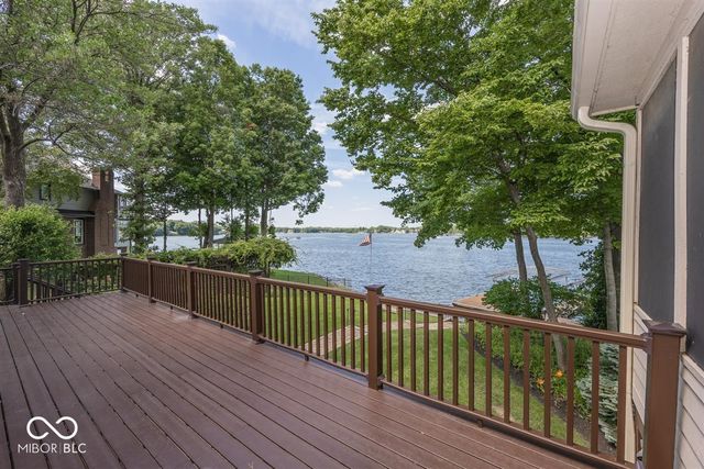 7270 Oak Cove Lane, Noblesville, IN 46062