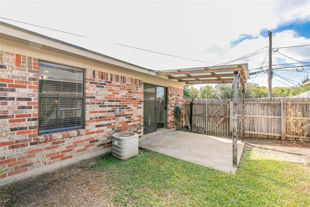5013 Geddes Avenue B, Fort Worth, TX 76107