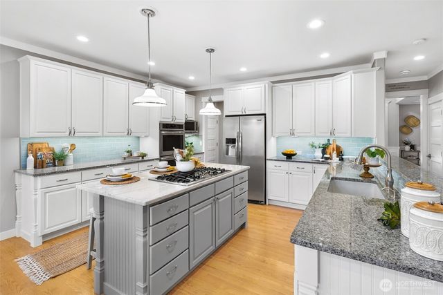 7216 Hawksview Drive, Arlington, WA 98223