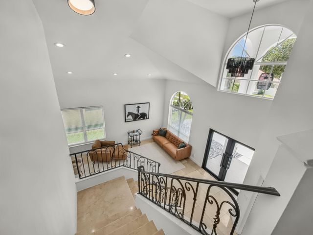 6017 Newport Village Way, Lake Worth, FL 33463