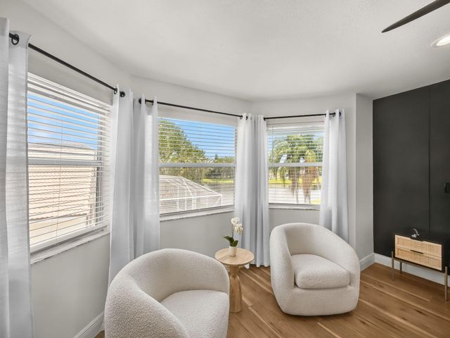 6017 Newport Village Way, Lake Worth, FL 33463