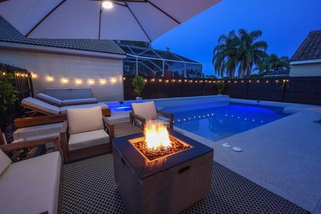 6017 Newport Village Way, Lake Worth, FL 33463