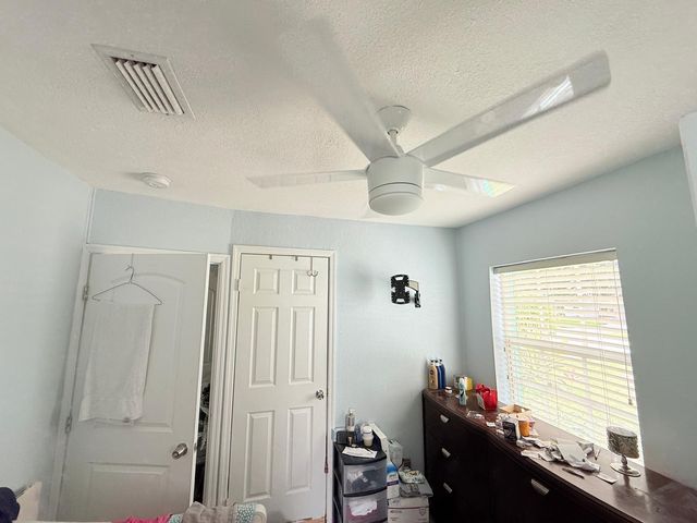 320 W 29th Street, Riviera Beach, FL 33404