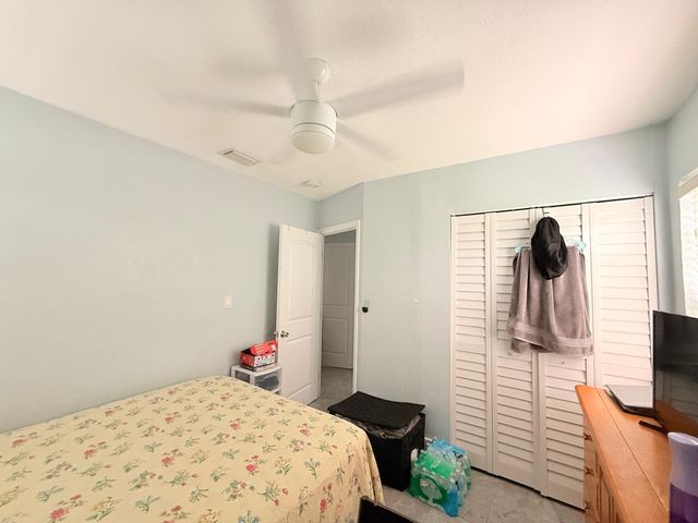 320 W 29th Street, Riviera Beach, FL 33404
