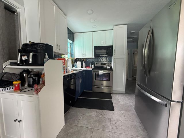 320 W 29th Street, Riviera Beach, FL 33404
