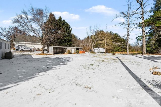 416 Old Mountain Road, Statesville, NC 28677