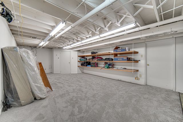 18 Honey Lane, New Lenox, IL 60451