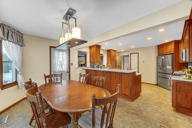 18 Honey Lane, New Lenox, IL 60451