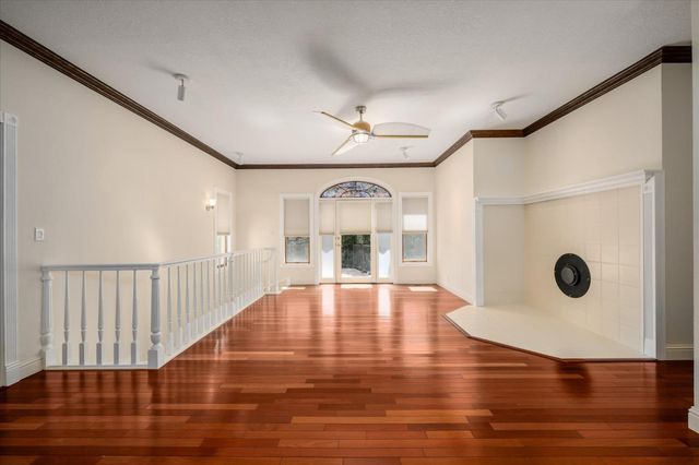 6300 Longview Dr, Placerville, CA 95667