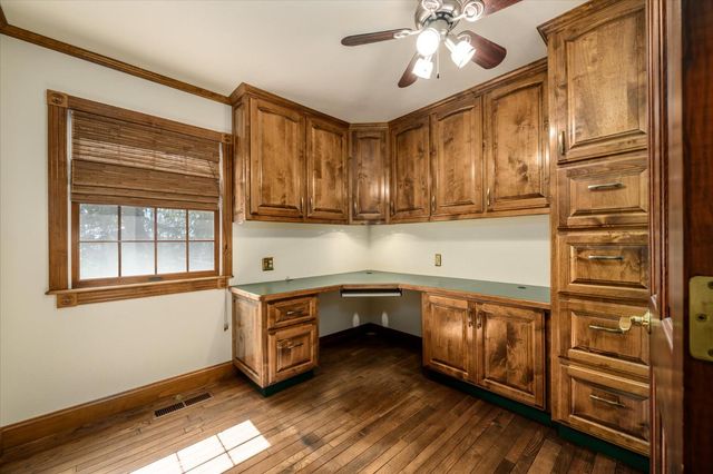 6300 Longview Dr, Placerville, CA 95667