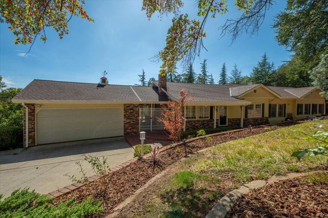 6300 Longview Dr, Placerville, CA 95667