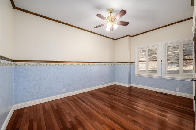 6300 Longview Dr, Placerville, CA 95667