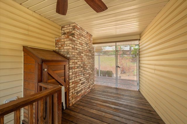 6300 Longview Dr, Placerville, CA 95667