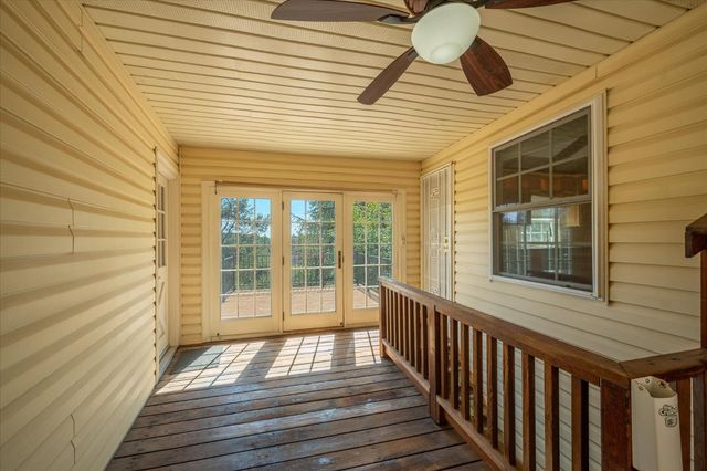 6300 Longview Dr, Placerville, CA 95667