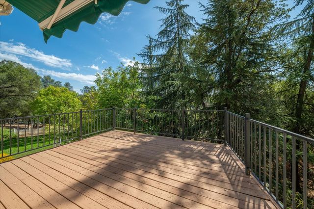 6300 Longview Dr, Placerville, CA 95667