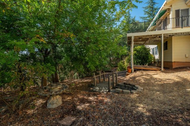 6300 Longview Dr, Placerville, CA 95667