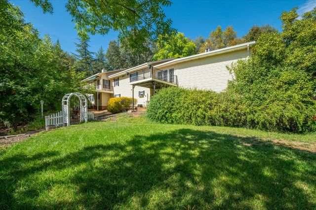 6300 Longview Dr, Placerville, CA 95667