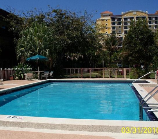 8325 SW 72nd Ave 112C, Miami, FL 33143