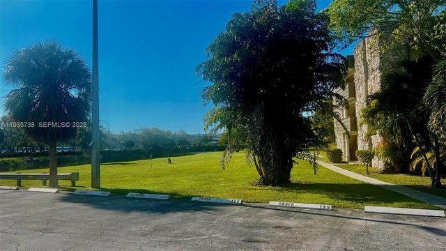 8325 SW 72nd Ave 112C, Miami, FL 33143