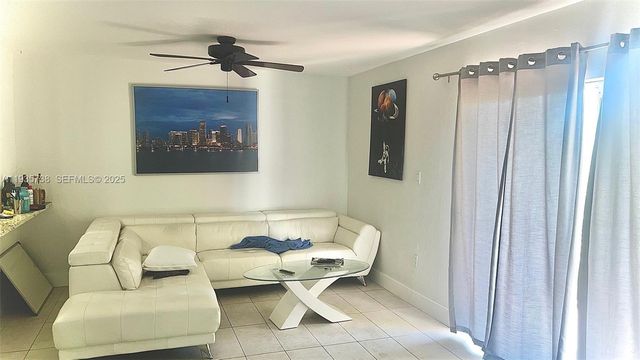 8325 SW 72nd Ave 112C, Miami, FL 33143