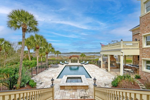 4145 Colonel Vanderhorst Circle, Mount Pleasant, SC 29466