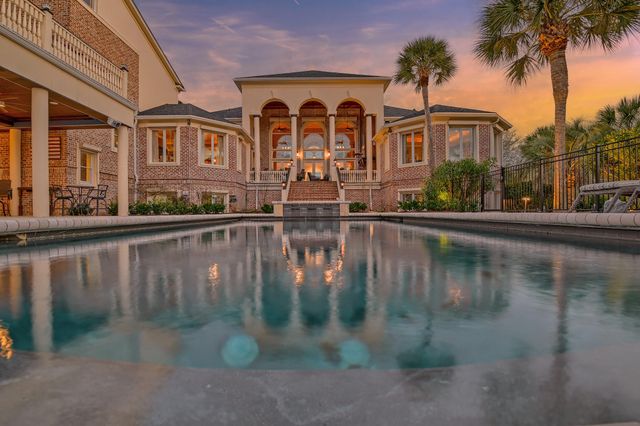 4145 Colonel Vanderhorst Circle, Mount Pleasant, SC 29466