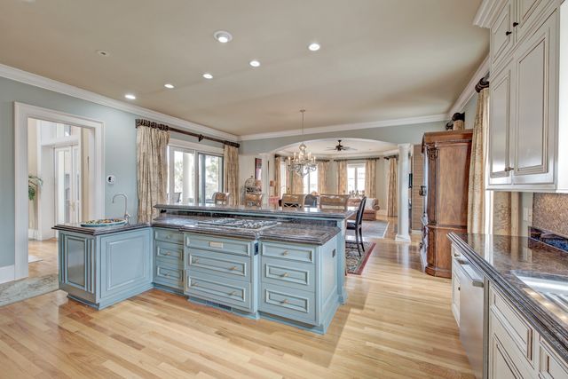 4145 Colonel Vanderhorst Circle, Mount Pleasant, SC 29466