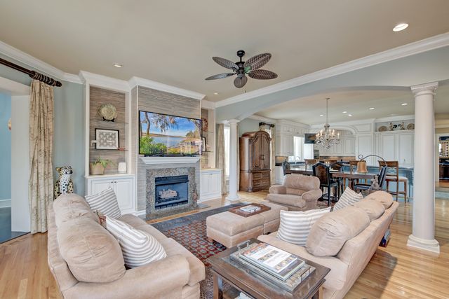 4145 Colonel Vanderhorst Circle, Mount Pleasant, SC 29466