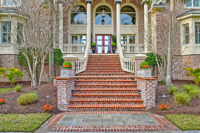 4145 Colonel Vanderhorst Circle, Mount Pleasant, SC 29466