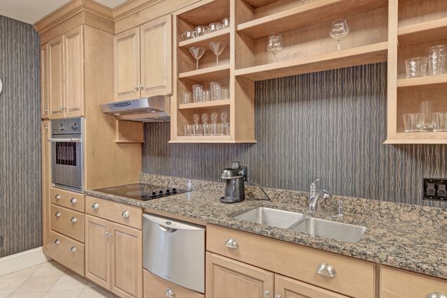 4145 Colonel Vanderhorst Circle, Mount Pleasant, SC 29466