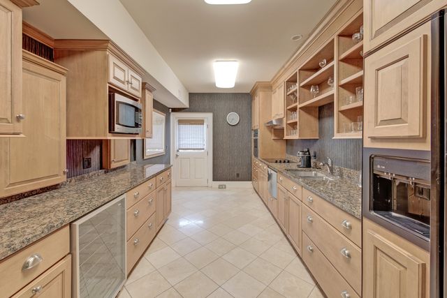 4145 Colonel Vanderhorst Circle, Mount Pleasant, SC 29466