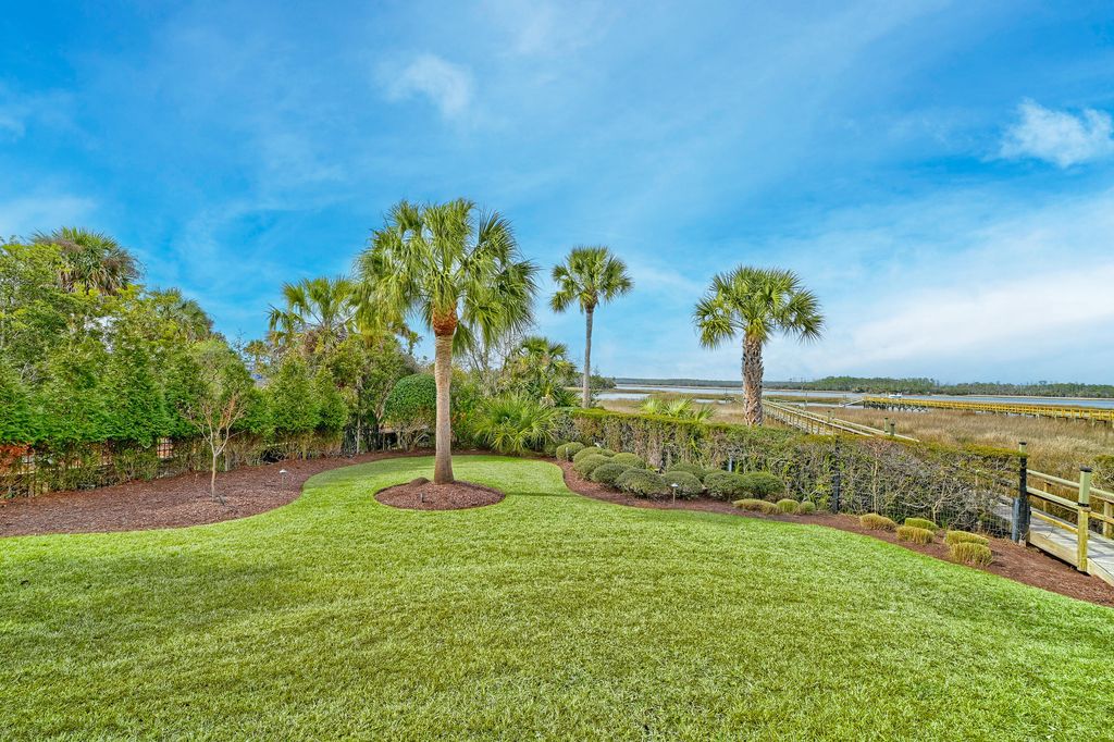 Image 115 of property listing at 4145 Colonel Vanderhorst Circle, Mount Pleasant, SC 29466