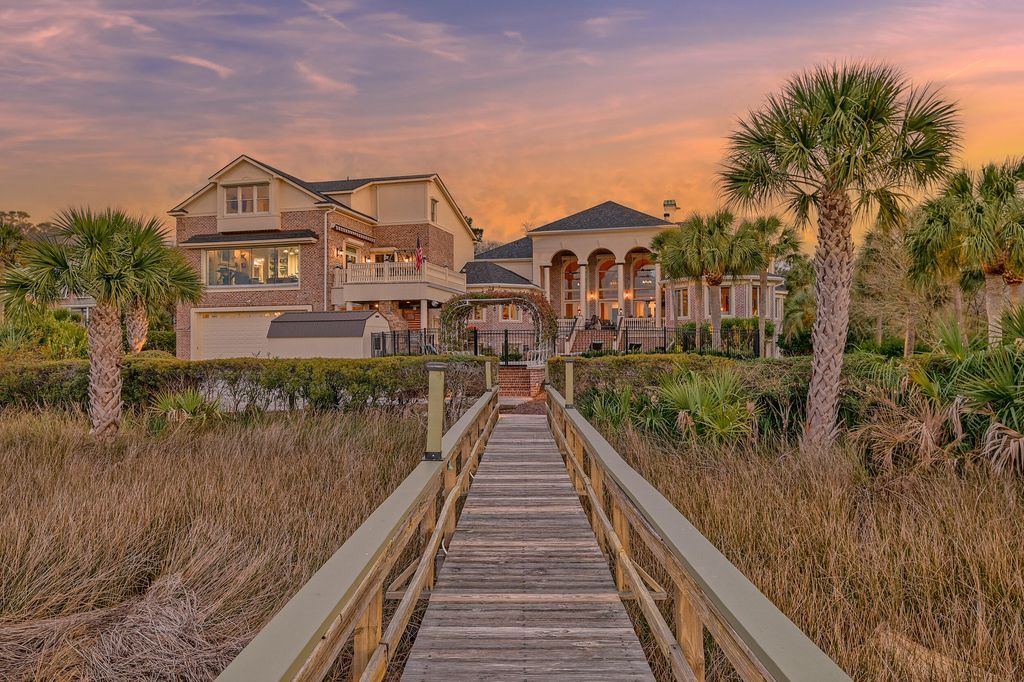 Image 117 of property listing at 4145 Colonel Vanderhorst Circle, Mount Pleasant, SC 29466